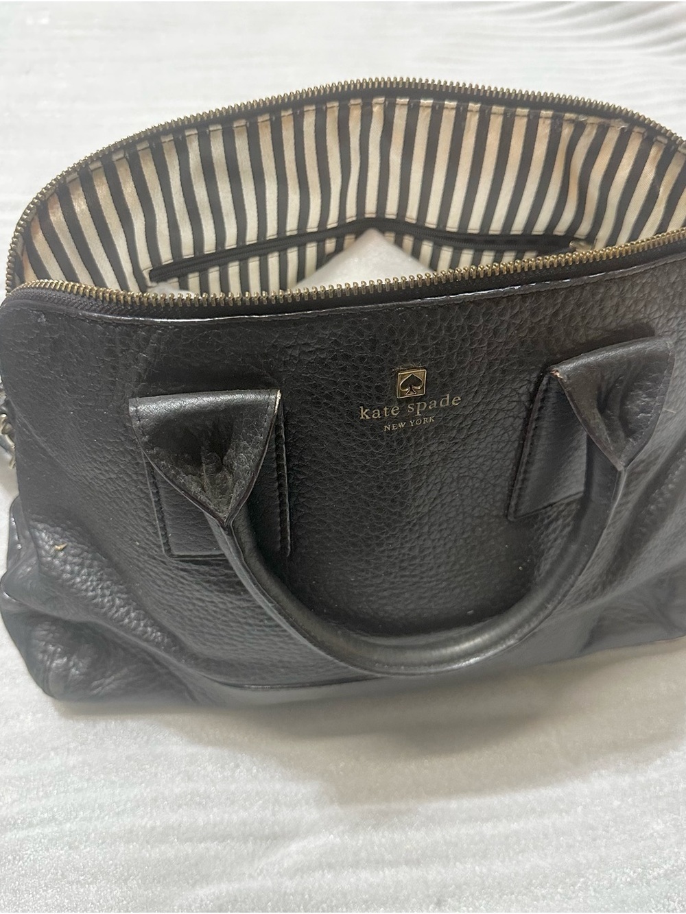 kate spade Black Pebbled Leather Satchel w/ cross body shoulder strap gold logo